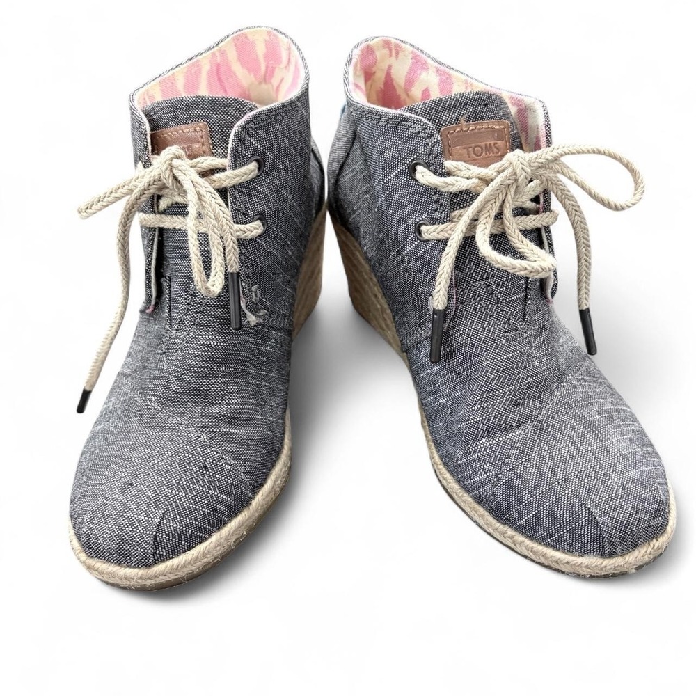 TOMS Women Bootie W5 Desert Wedge Gray Canvas Espadrille Lace Up Casual Comfort